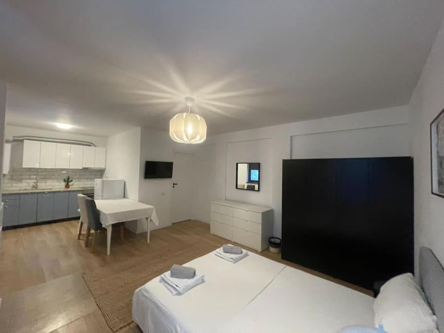 Sky Residence Airport Therme Otopeni 4 Exterior foto